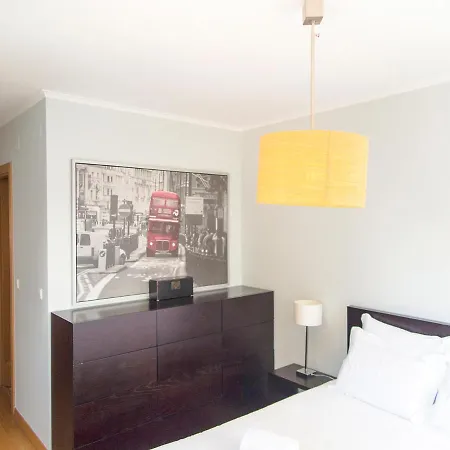 דירה Lisboner Great Family Apt With Garage ליסבון